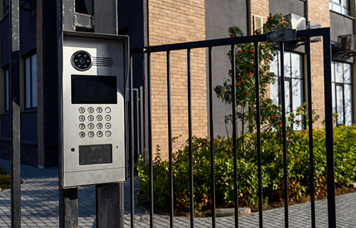 Innovationsentwicklung bei der Zugangskontrolle aus Metall.